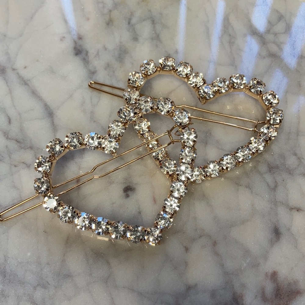 NWT Large 2.5” Golden Heart Hair Clips (2)